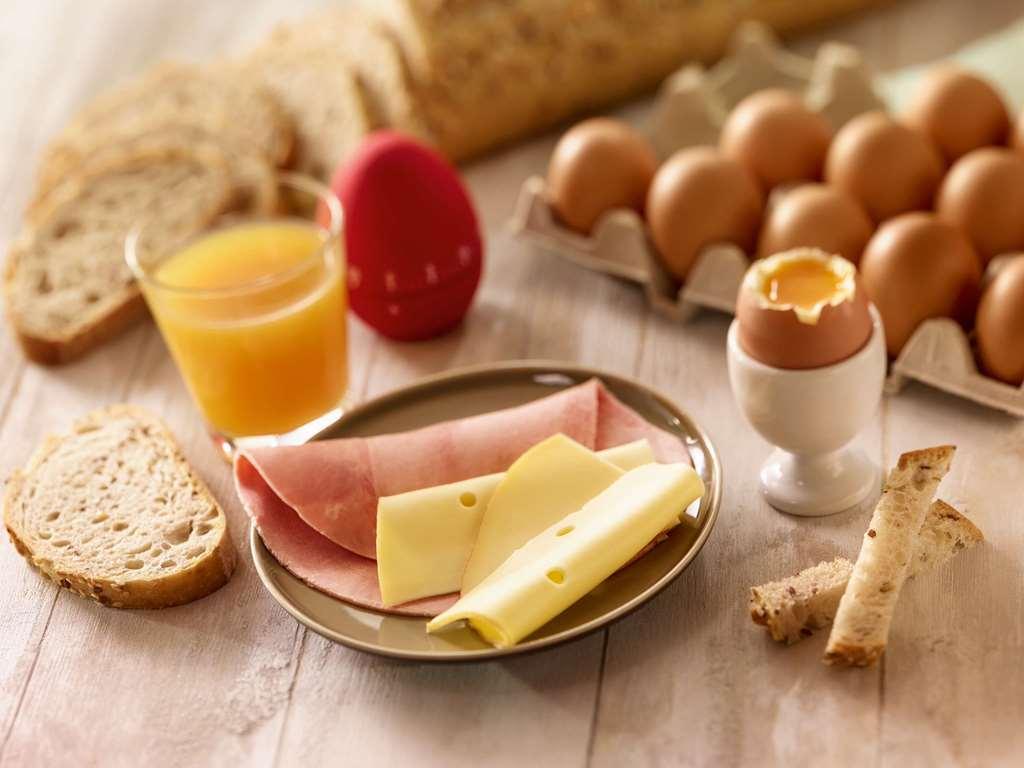 Ibis Lille Centre Grand Place المطعم الصورة